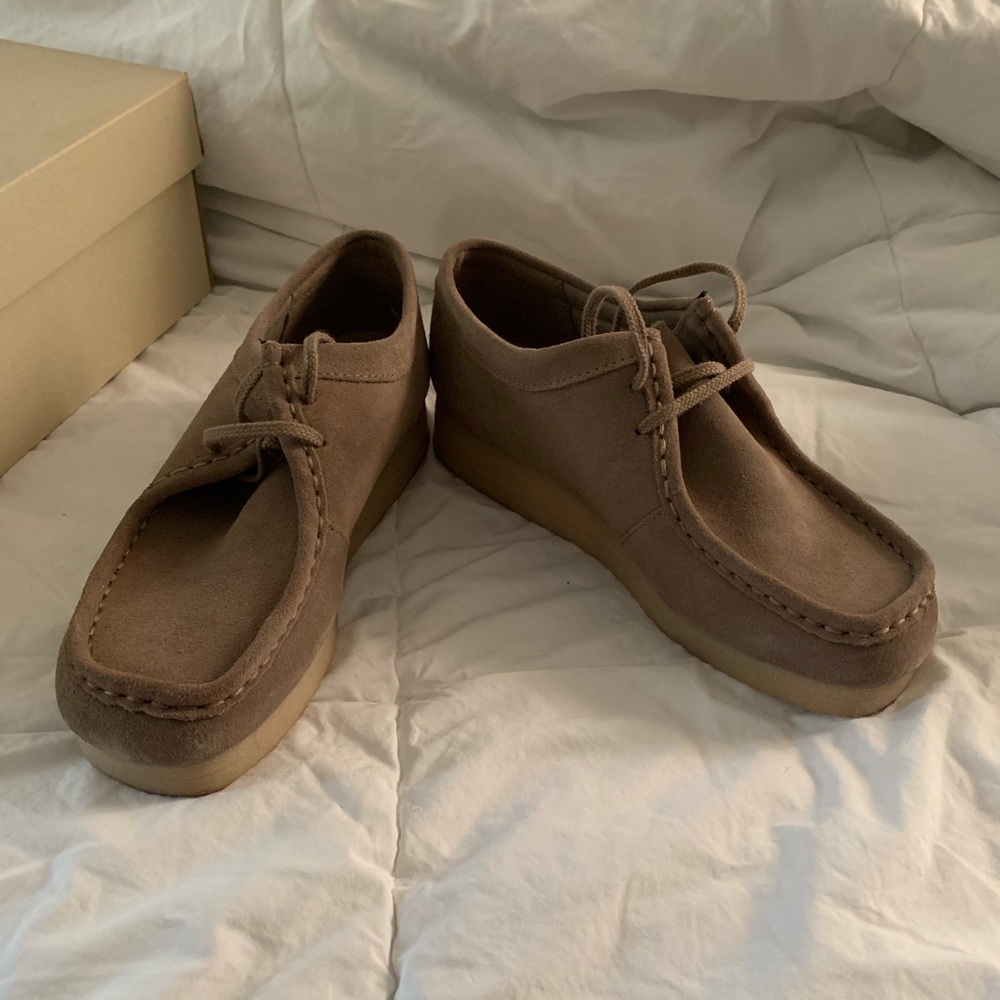 Clark’s Wallabees, maple suede
